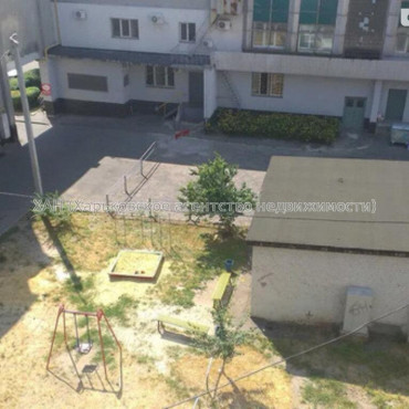 Продам квартиру, Аэрокосмический пр. , 1 кім., 22 м², косметический ремонт 