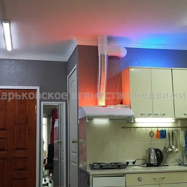 Продам квартиру, Аэрокосмический пр. , 1 кім., 22 м², косметический ремонт 