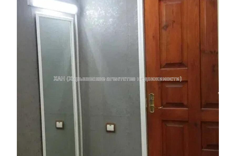 Продам квартиру, Аэрокосмический пр. , 1 кім., 22 м², косметический ремонт 