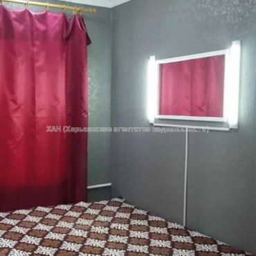 Продам квартиру, Аэрокосмический пр. , 1 кім., 22 м², косметический ремонт 