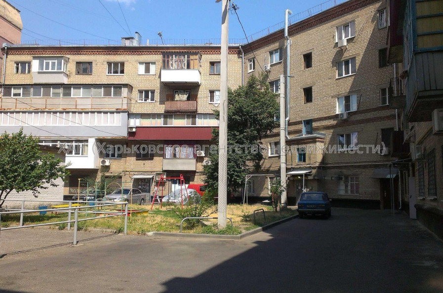 Продам квартиру, Аэрокосмический пр. , 1  ком., 22 м², косметический ремонт 