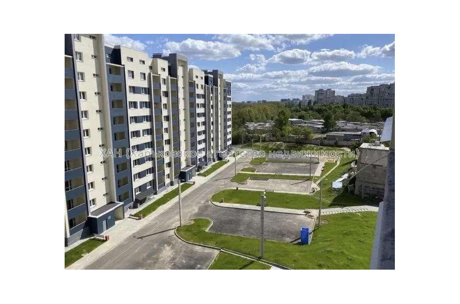 Продам квартиру, Победы просп. , 1 кім., 48 м², без внутренних работ 