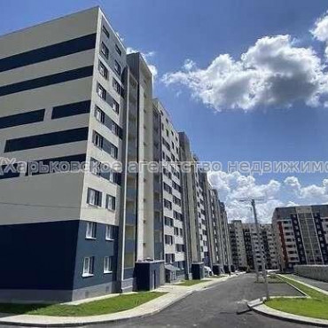 Продам квартиру, Победы просп. , 1 кім., 48 м², без внутренних работ 