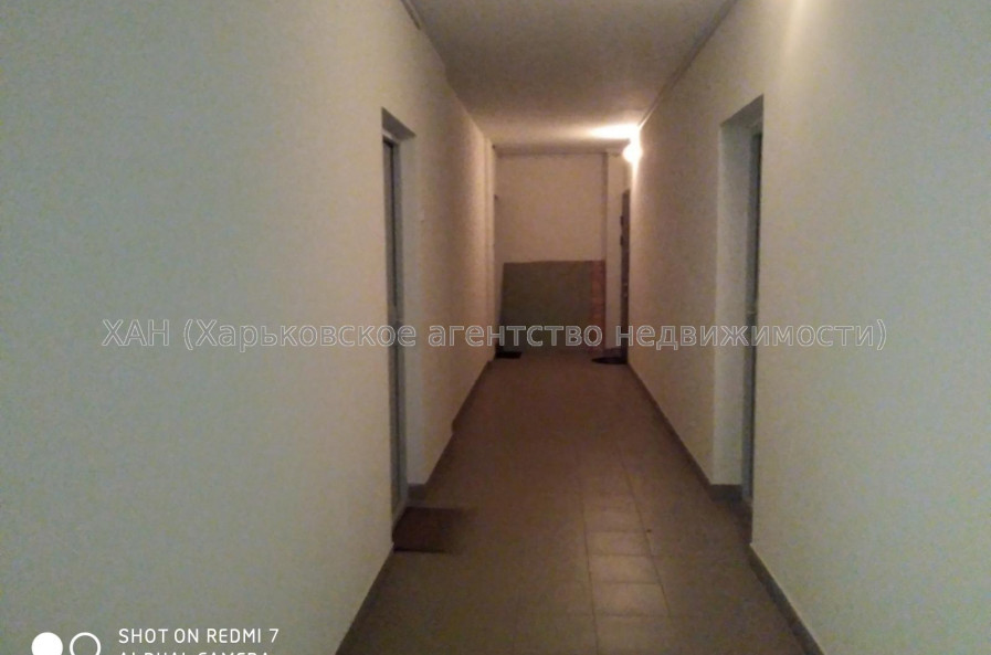 Продам квартиру, Архитектора Алёшина просп. , 2 кім., 77 м², без внутренних работ 