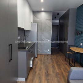 Продам квартиру, Чигирина ул. , 1 кім., 23 м², авторский дизайн