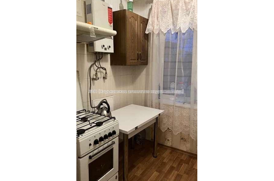 Продам квартиру, Шекспира ул. , 1 кім., 27 м², косметический ремонт 