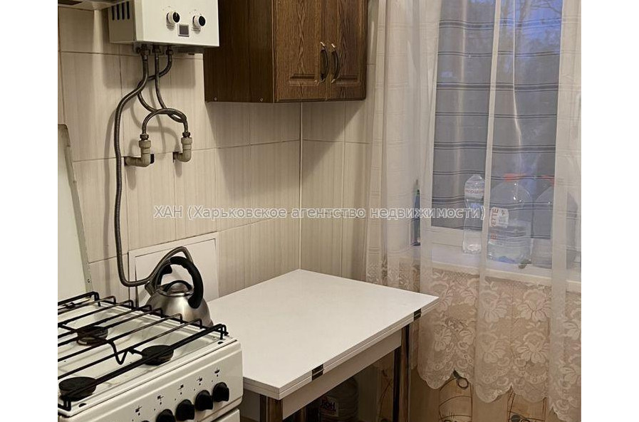Продам квартиру, Шекспира ул. , 1 кім., 27 м², косметический ремонт 