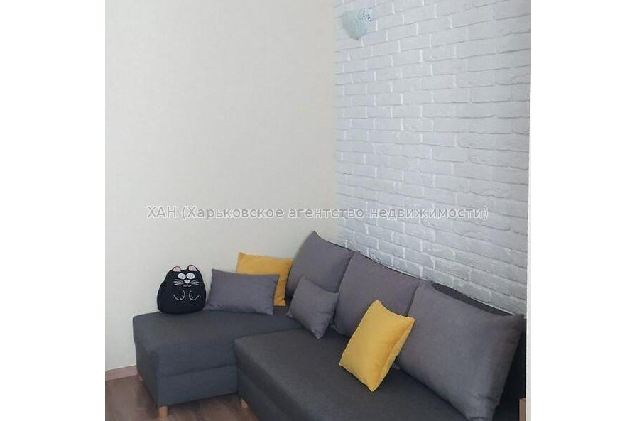 Продам квартиру, Победы просп. , 2  ком., 46 м², капитальный ремонт 