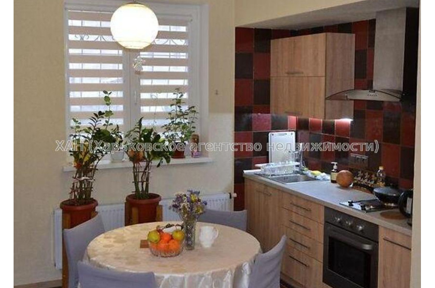 Продам квартиру, Победы просп. , 2  ком., 46 м², капитальный ремонт 