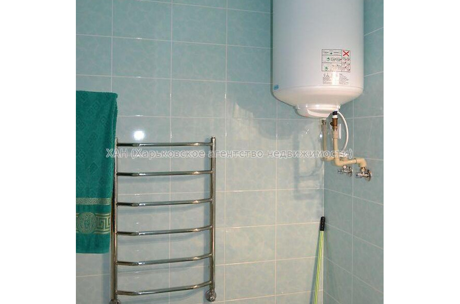 Продам квартиру, Победы просп. , 2  ком., 46 м², капитальный ремонт 