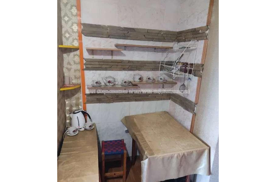 Продам квартиру, Владислава Зубенко ул. , 1  ком., 20 м², косметический ремонт 