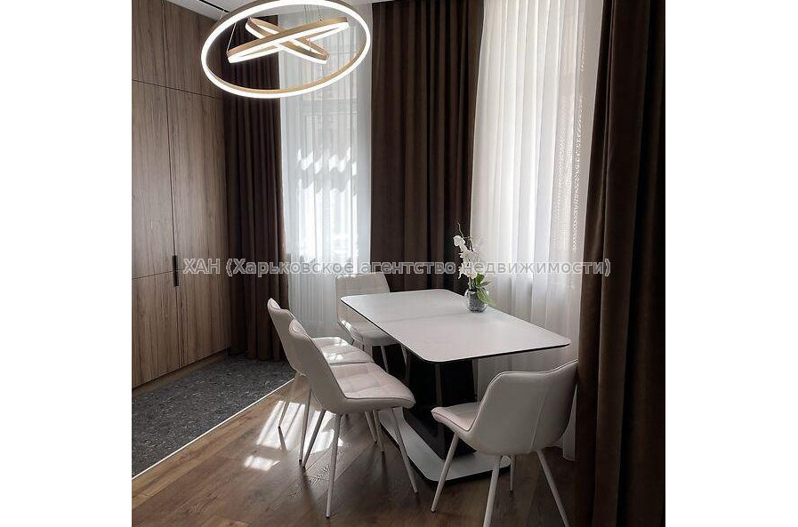Продам квартиру, Профессорская ул. , 3  ком., 105 м², авторский дизайн 
