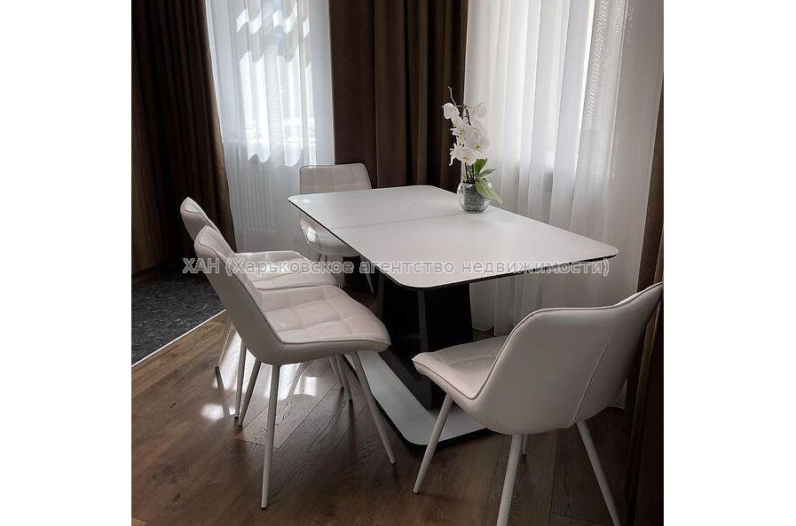 Продам квартиру, Профессорская ул. , 3  ком., 105 м², авторский дизайн 