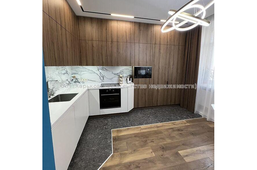 Продам квартиру, Профессорская ул. , 3  ком., 105 м², авторский дизайн 