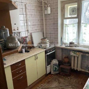Продам квартиру, 23 Августа ул. , 2 кім., 42 м², советский ремонт 