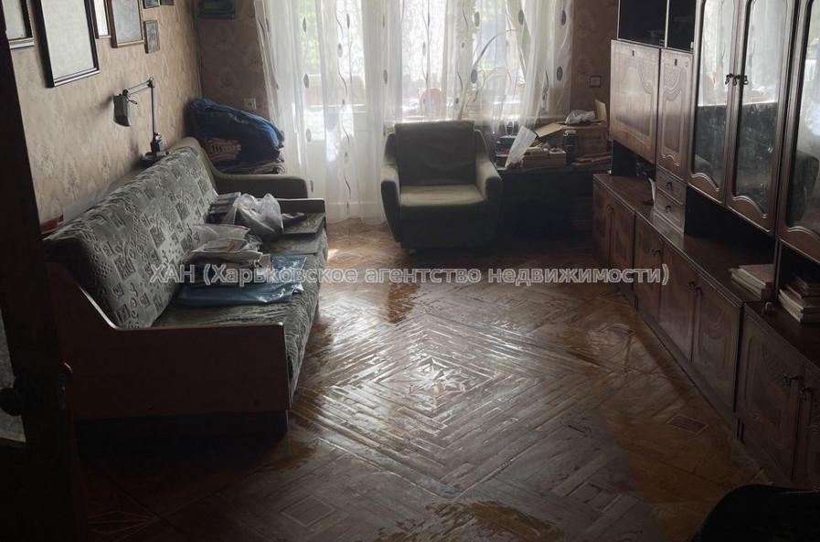 Продам квартиру, 23 Августа ул. , 2  ком., 42 м², советский ремонт 
