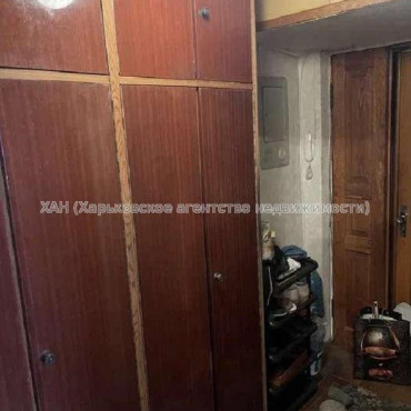 Продам квартиру, 23 Августа ул. , 2 кім., 42 м², советский ремонт 