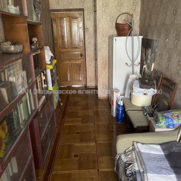 Продам квартиру, 23 Августа ул. , 2 кім., 42 м², советский ремонт 