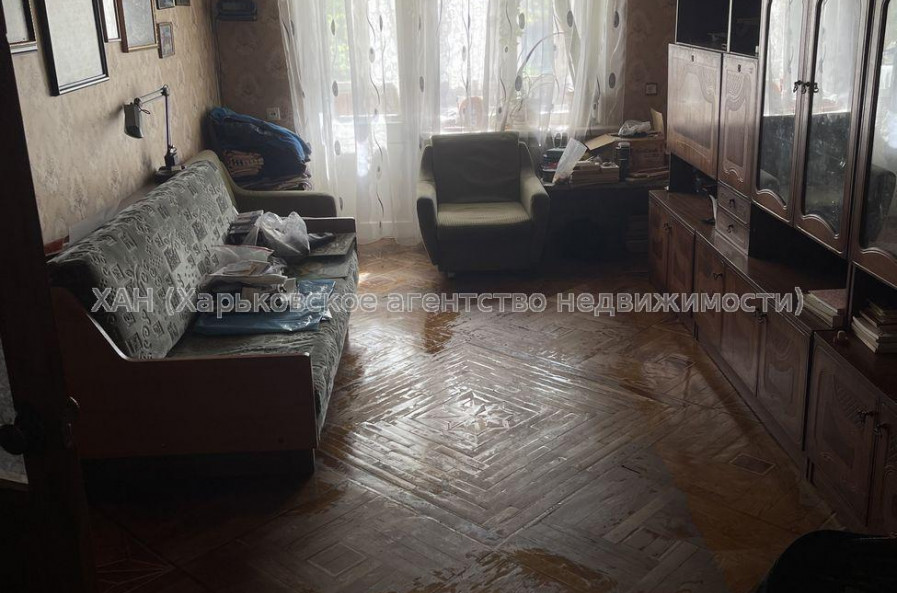 Продам квартиру, 23 Августа ул. , 2  ком., 42 м², советский ремонт 