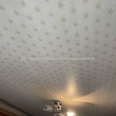 Продам квартиру, 23 Августа ул. , 2  ком., 42 м², советский ремонт 