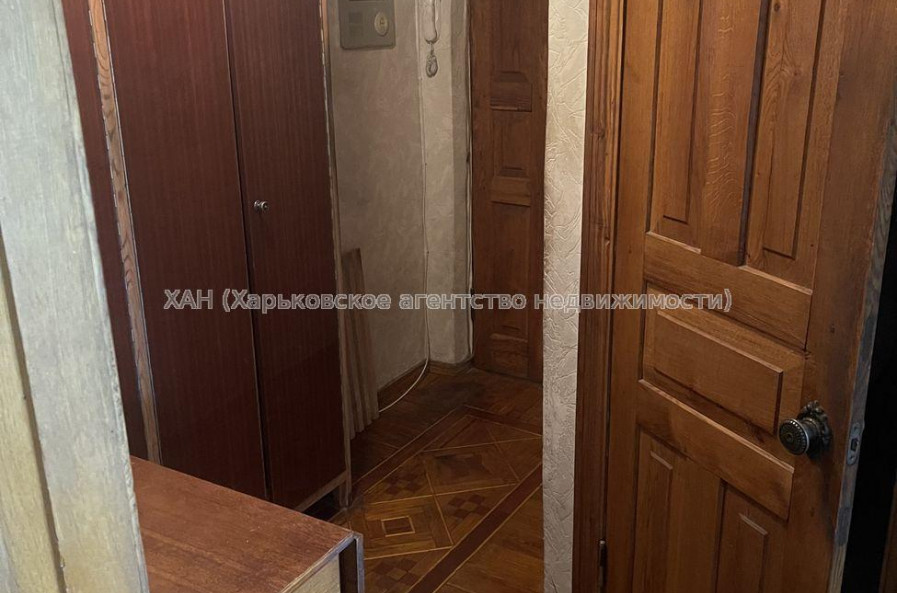 Продам квартиру, 23 Августа ул. , 2 кім., 42 м², советский ремонт 