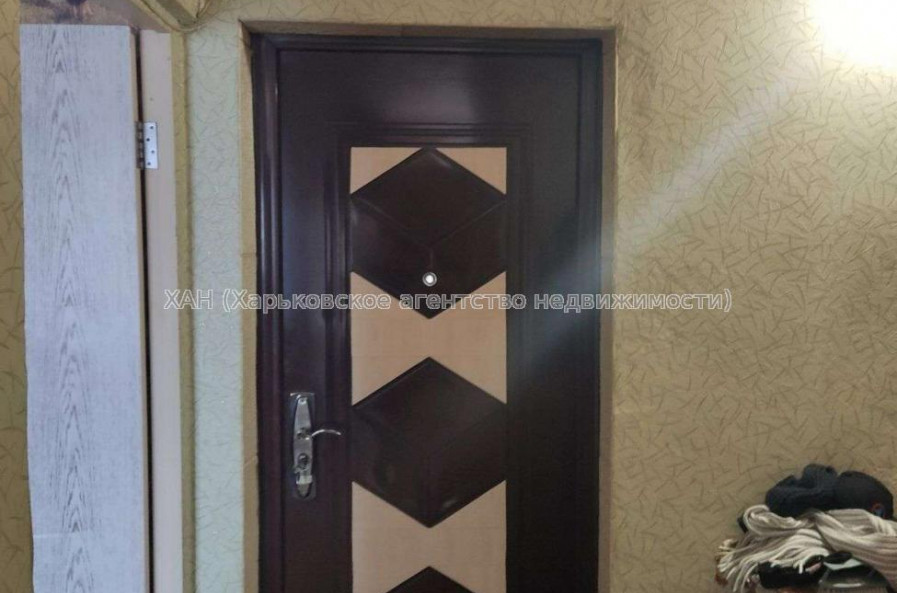 Продам квартиру, Юбилейный просп. , 1  ком., 29 м², без ремонта 
