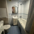 Продам квартиру, Победы просп. , 2 кім., 46 м², косметический ремонт 