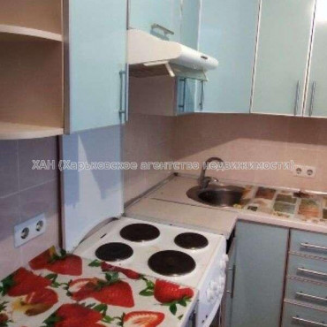 Продам квартиру, Победы просп. , 2  ком., 46 м², косметический ремонт 