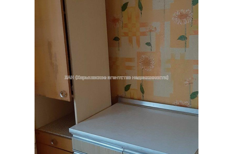 Продам квартиру, Барабашова академика ул. , 1 кім., 34 м², косметический ремонт 