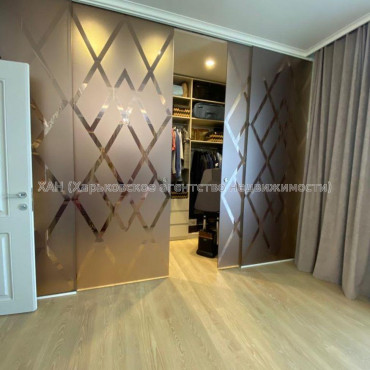 Продам квартиру, Дмитрия Антоненко ул. , 3 кім., 110 м², авторский дизайн 