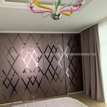 Продам квартиру, Дмитрия Антоненко ул. , 3 кім., 110 м², авторский дизайн 