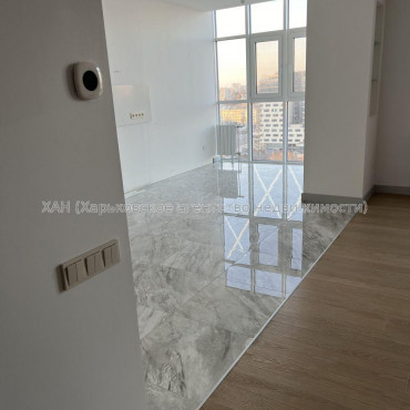 Продам квартиру, Дмитрия Антоненко ул. , 3 кім., 110 м², авторский дизайн 