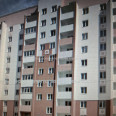 Продам квартиру, Шевченковский пер. , 2 кім., 56 м², без внутренних работ 
