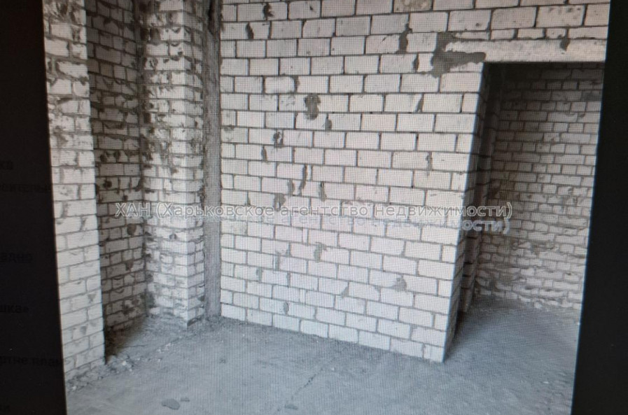 Продам квартиру, Шевченковский пер. , 2 кім., 56 м², без внутренних работ 