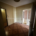 Продам квартиру, Метростроителей ул. , 3  ком., 74 м², частичный ремонт 