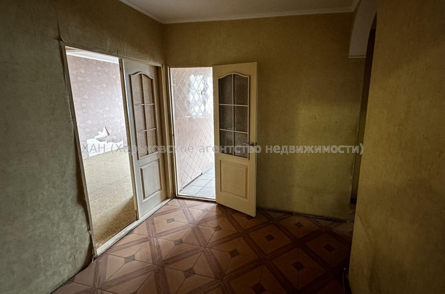 Продам квартиру, Метростроителей ул. , 3  ком., 74 м², частичный ремонт 