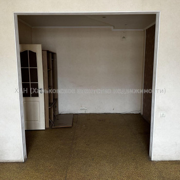 Продам квартиру, Метростроителей ул. , 3  ком., 74 м², частичный ремонт 