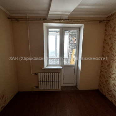 Продам квартиру, Метростроителей ул. , 3  ком., 74 м², частичный ремонт 