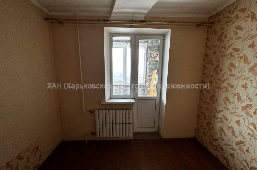 Продам квартиру, Метростроителей ул. , 3  ком., 74 м², частичный ремонт 
