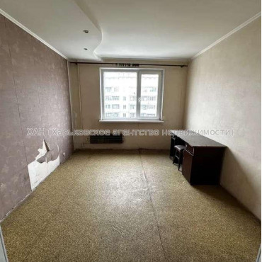 Продам квартиру, Метростроителей ул. , 3  ком., 74 м², частичный ремонт 