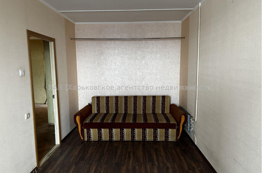 Продам квартиру, Метростроителей ул. , 3  ком., 74 м², частичный ремонт 