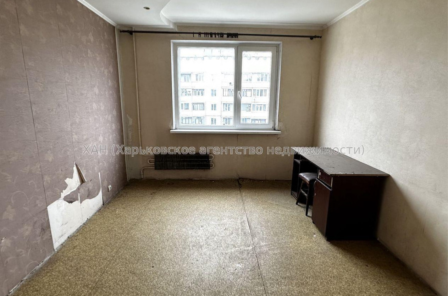 Продам квартиру, Метростроителей ул. , 3  ком., 74 м², частичный ремонт 