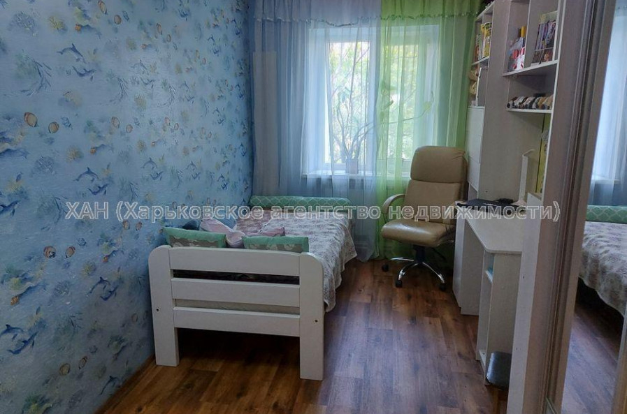 Продам квартиру, Достоевского ул. , 3  ком., 57 м², косметический ремонт 