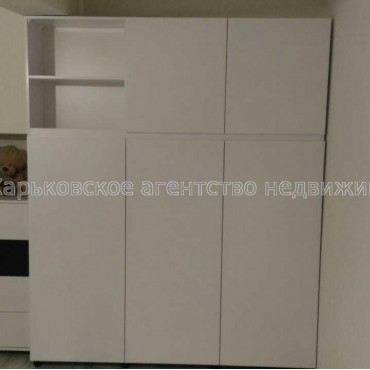 Продам квартиру, Героев Харькова просп. , 1  ком., 32 м², капитальный ремонт 
