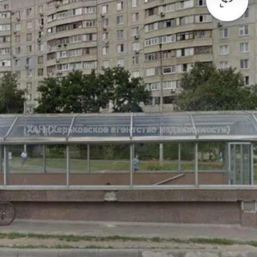 Продам квартиру, Людвига Свободы просп. , 3 кім., 65 м², советский ремонт 