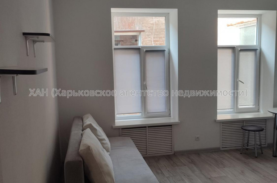 Продам квартиру, Фейербаха ул. , 1 кім., 24 м², косметический ремонт 