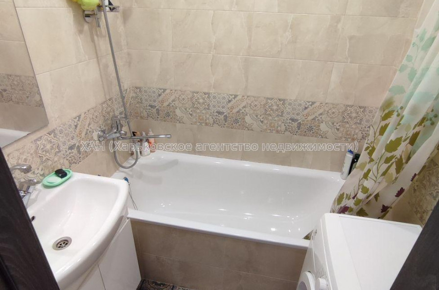 Продам квартиру, Волонтерская ул. , 2 кім., 50 м², капитальный ремонт 