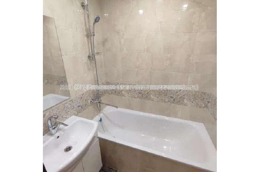 Продам квартиру, Волонтерская ул. , 2 кім., 50 м², капитальный ремонт 