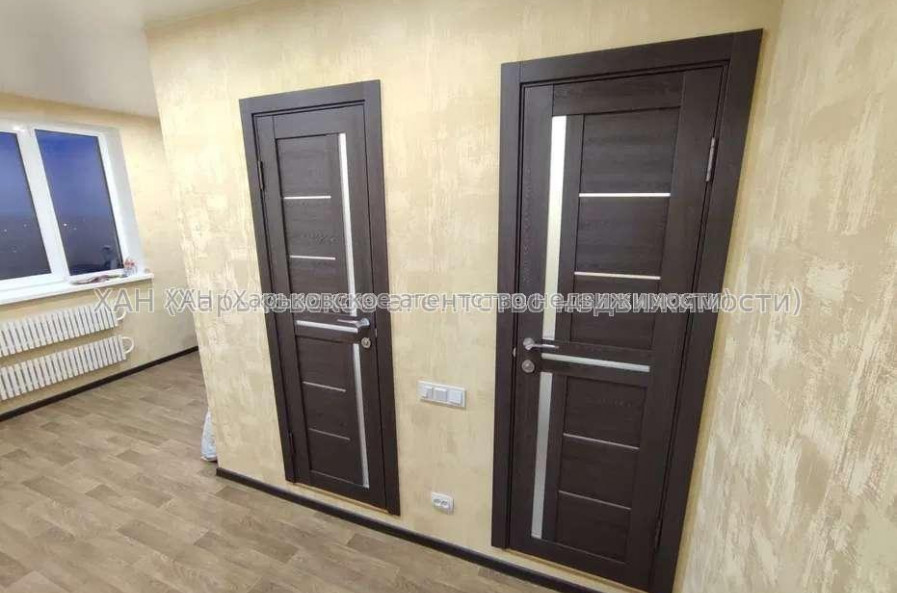 Продам квартиру, Волонтерская ул. , 2 кім., 50 м², капитальный ремонт 
