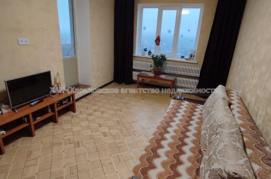 Продам квартиру, Волонтерская ул. , 2 кім., 50 м², капитальный ремонт 